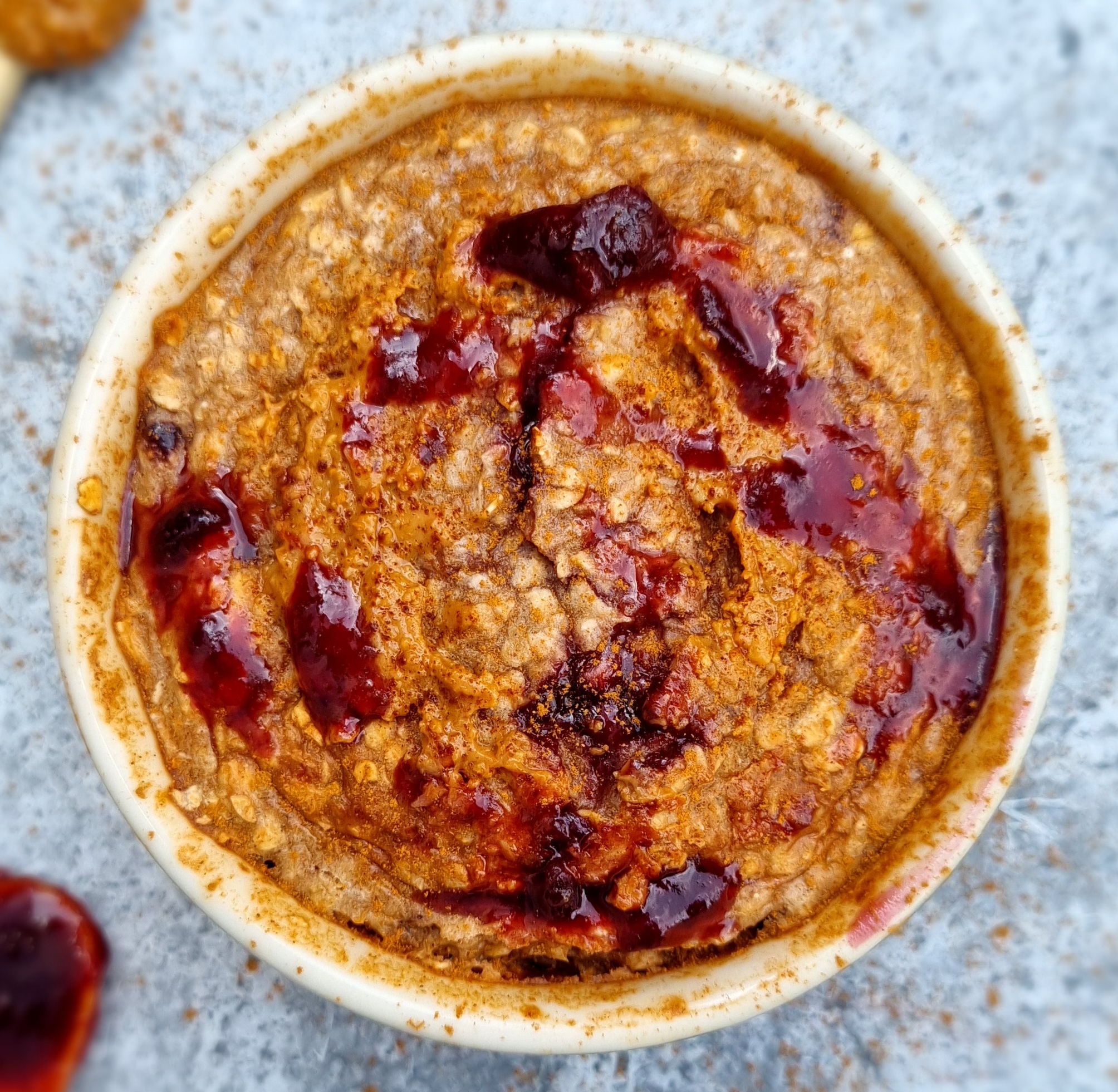 peanutbutter_jelly_overnight_oats