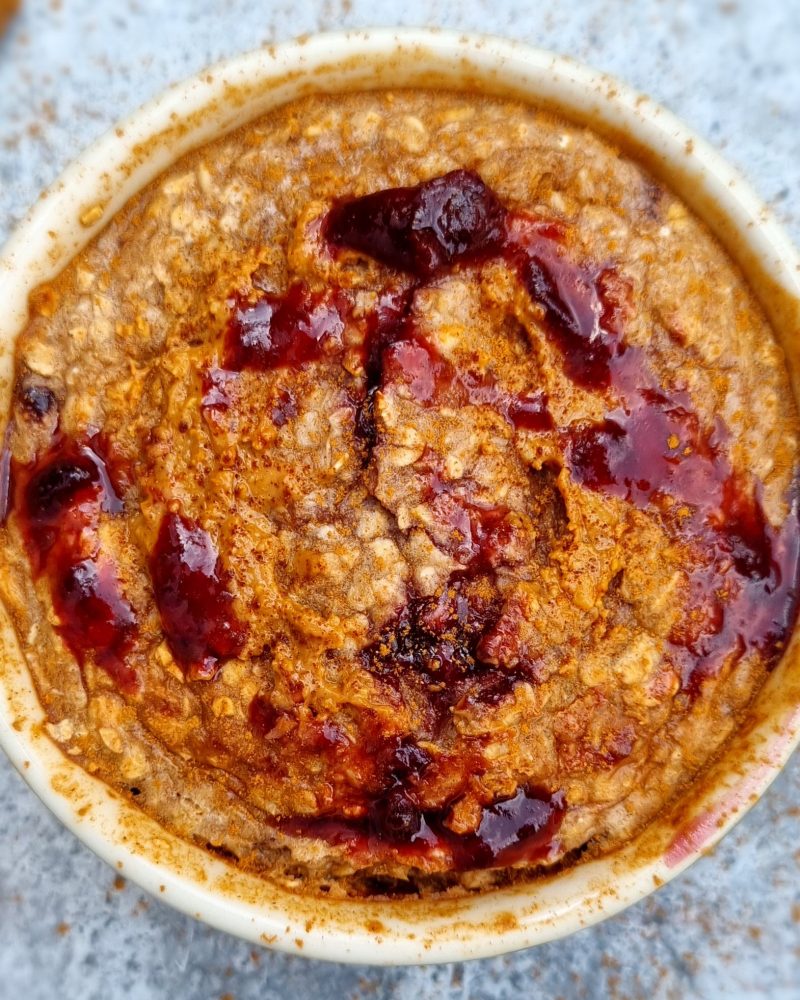 peanutbutter_jelly_overnight_oats